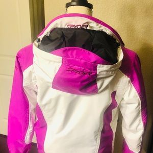 Spyder kids ski jacket size 10 (Pink and white)